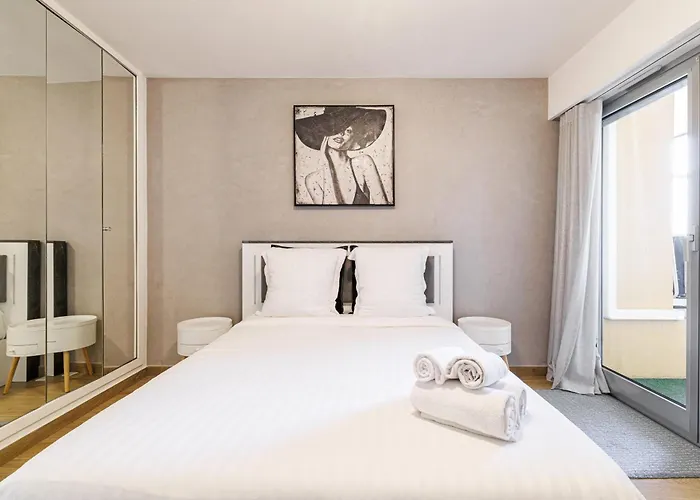 Le Mediterranée-centre-climatisation Appartement