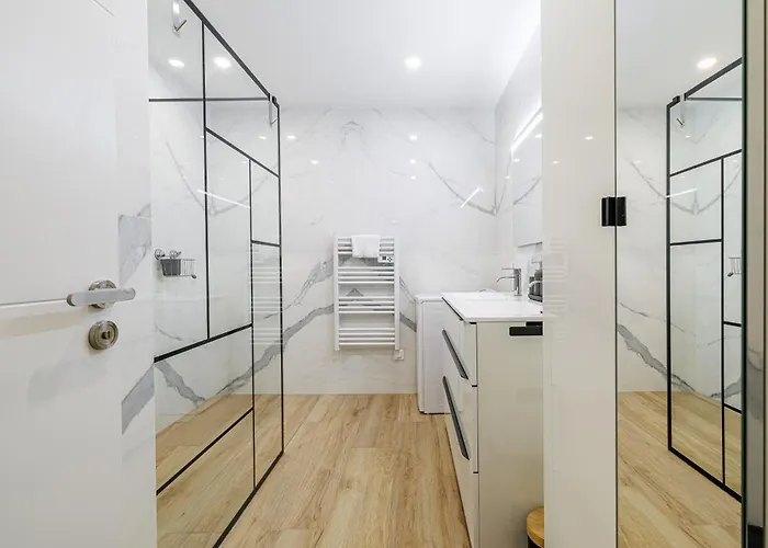 Le Mediterranée-centre-climatisation Appartement *